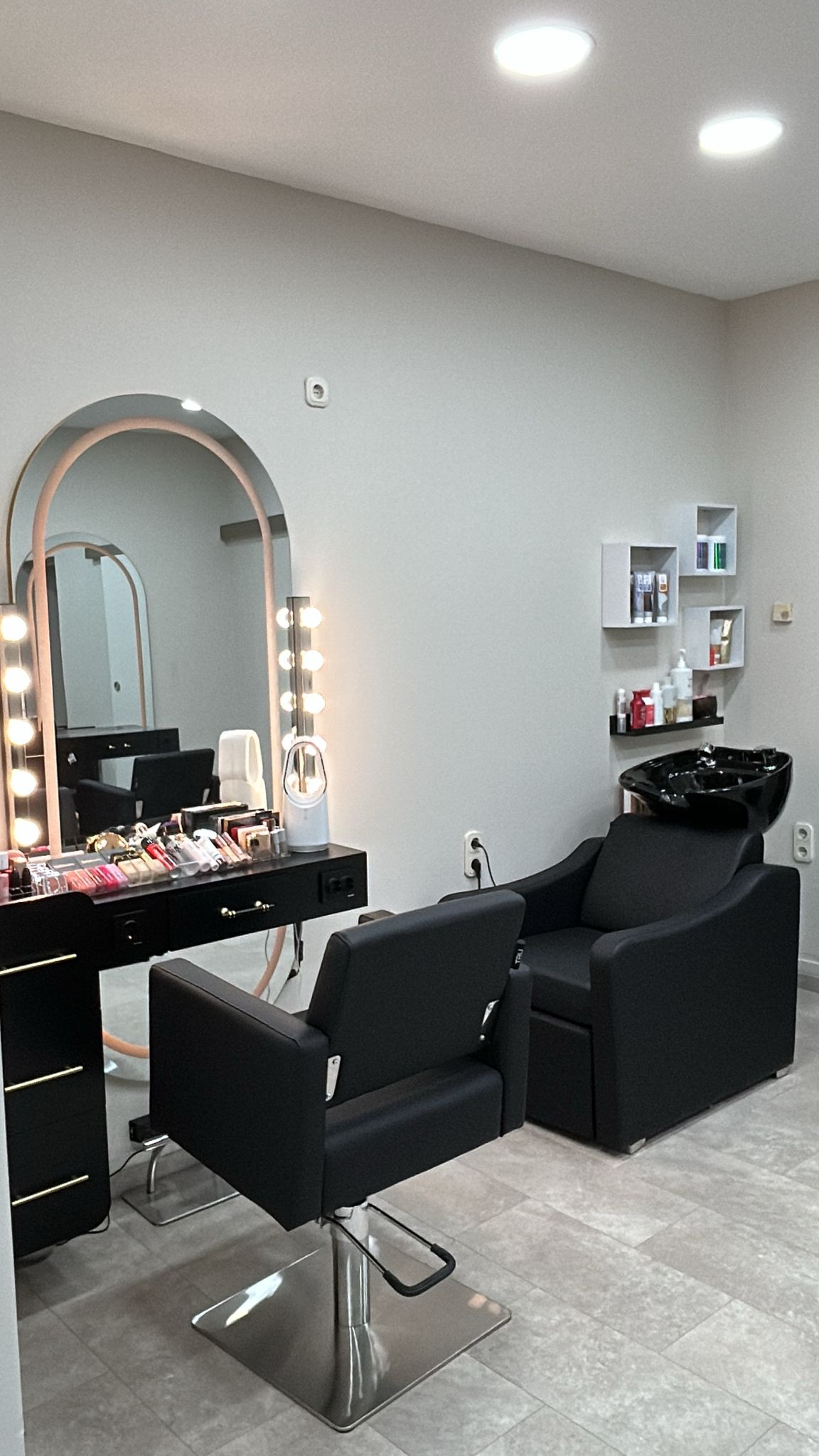 Wohlfühlatmosphäre im Salon